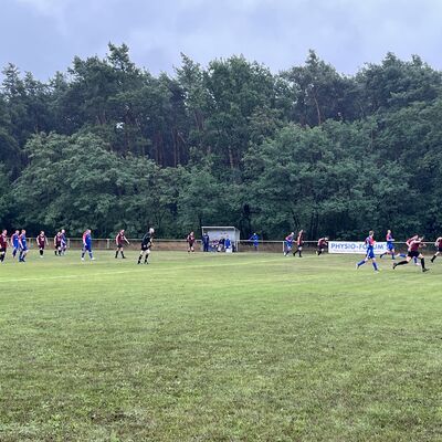 Bild vergr&ouml;&szlig;ern: Das traditionelle Fu&szlig;ballspiel der Herren