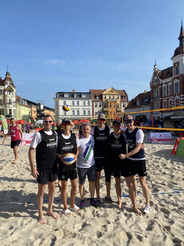 Bild vergr&ouml;&szlig;ern: 13. Finsterwalder Beachcup
