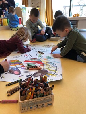 Bild vergr&ouml;&szlig;ern: Ostereiersuche_2026_Kita-S&auml;ngerstadt