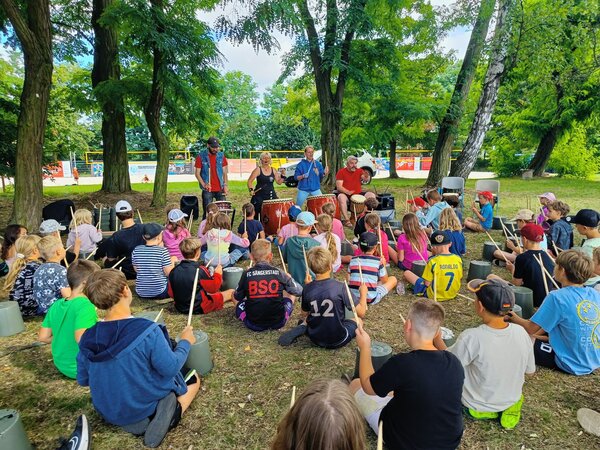 Bild vergr&ouml;&szlig;ern: Ferienspiele "Urlaub ohne Koffer" 2026