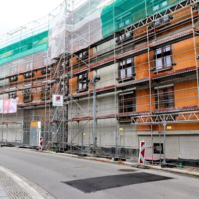 Bild vergr&ouml;&szlig;ern: Richtfest f�r den Neubau der Leipziger Stra�e 22-24 durch die Wohnungsgesellschaft der Stadt Finsterwalde (mbH)