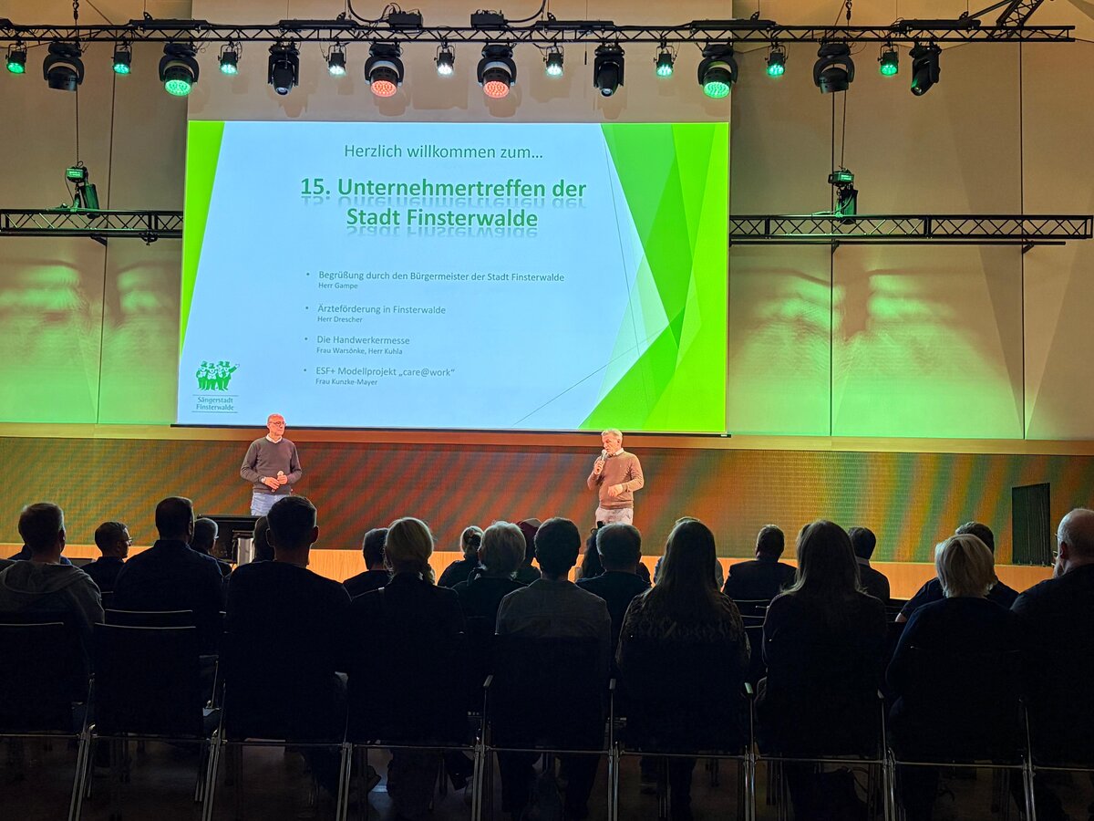 Begr&uuml;&szlig;ung zum 15. Unternehmertreffen der Stadt Finsterwalde in der Kulturweberei